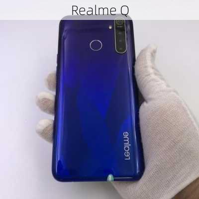 Realme Q