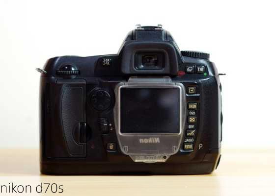 nikon d70s