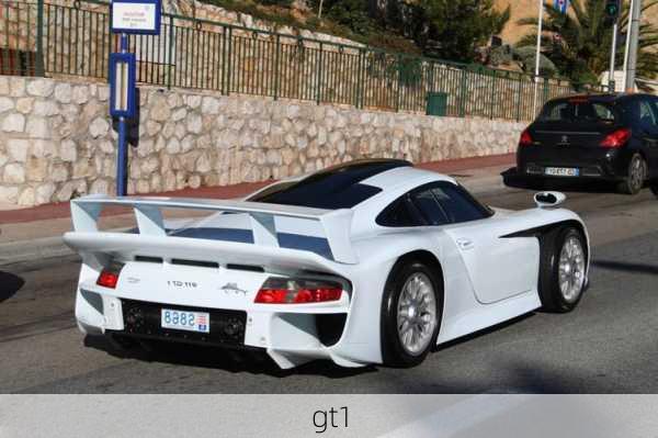 gt1