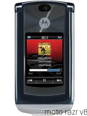 moto razr v8